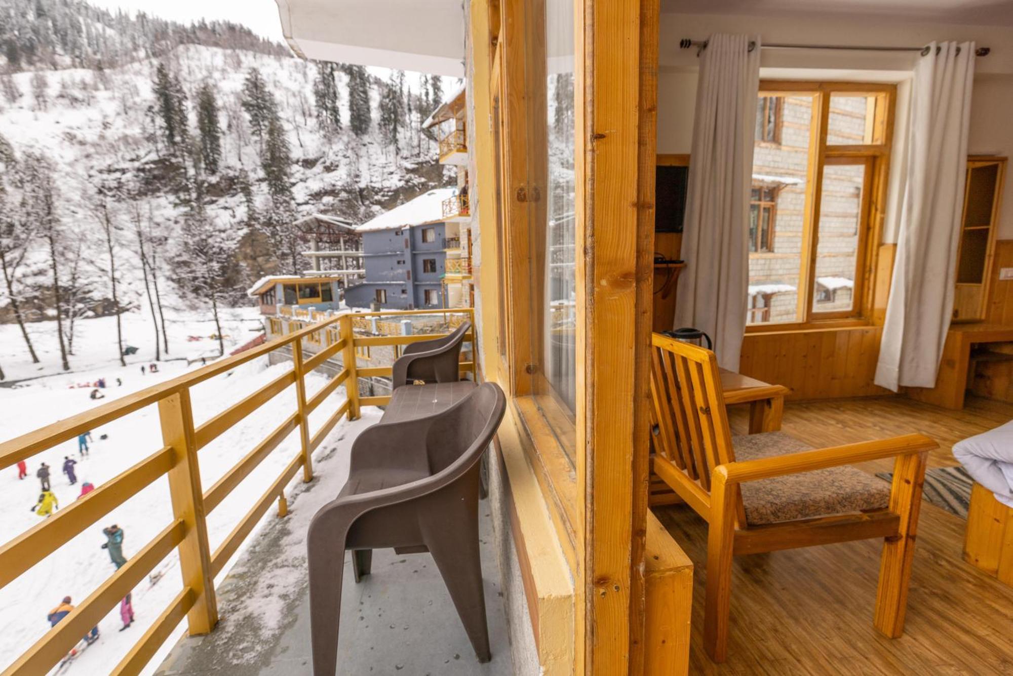 Adventure Valley Hotel - Manali (Himachal Pradesh) — Photos 2